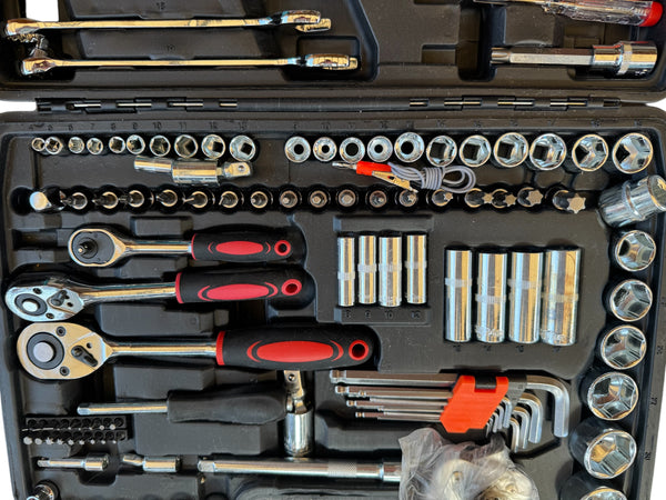 Mat-Rixx max 121 részes szerszám készlet