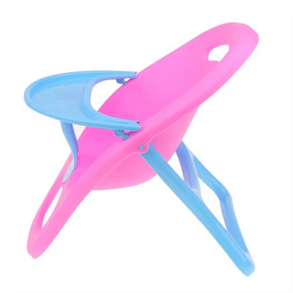 Éneklő, pislogó baba kislányoknak etetőszékkel